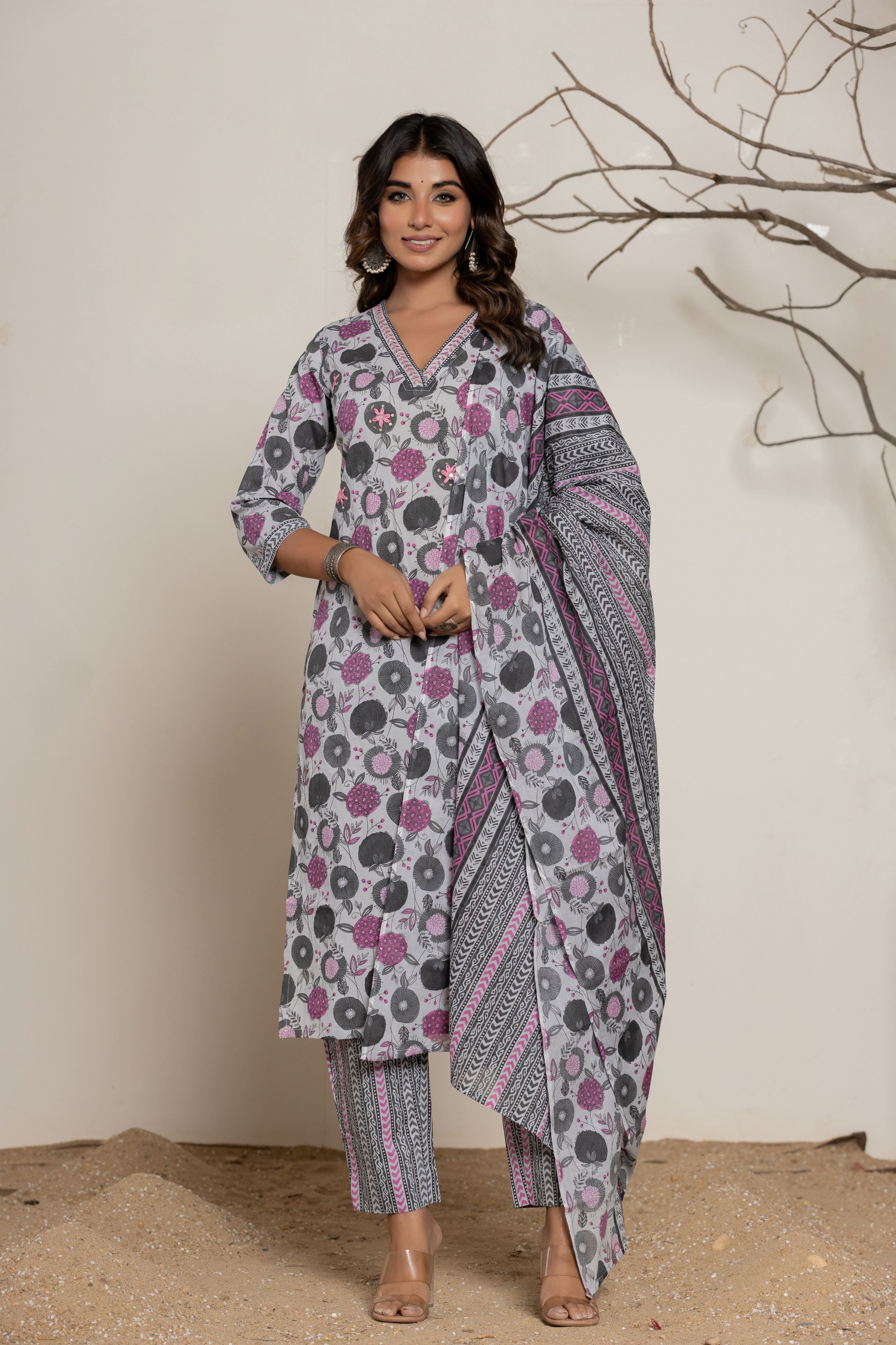 Grey and Pink Print Kurta Set for Women