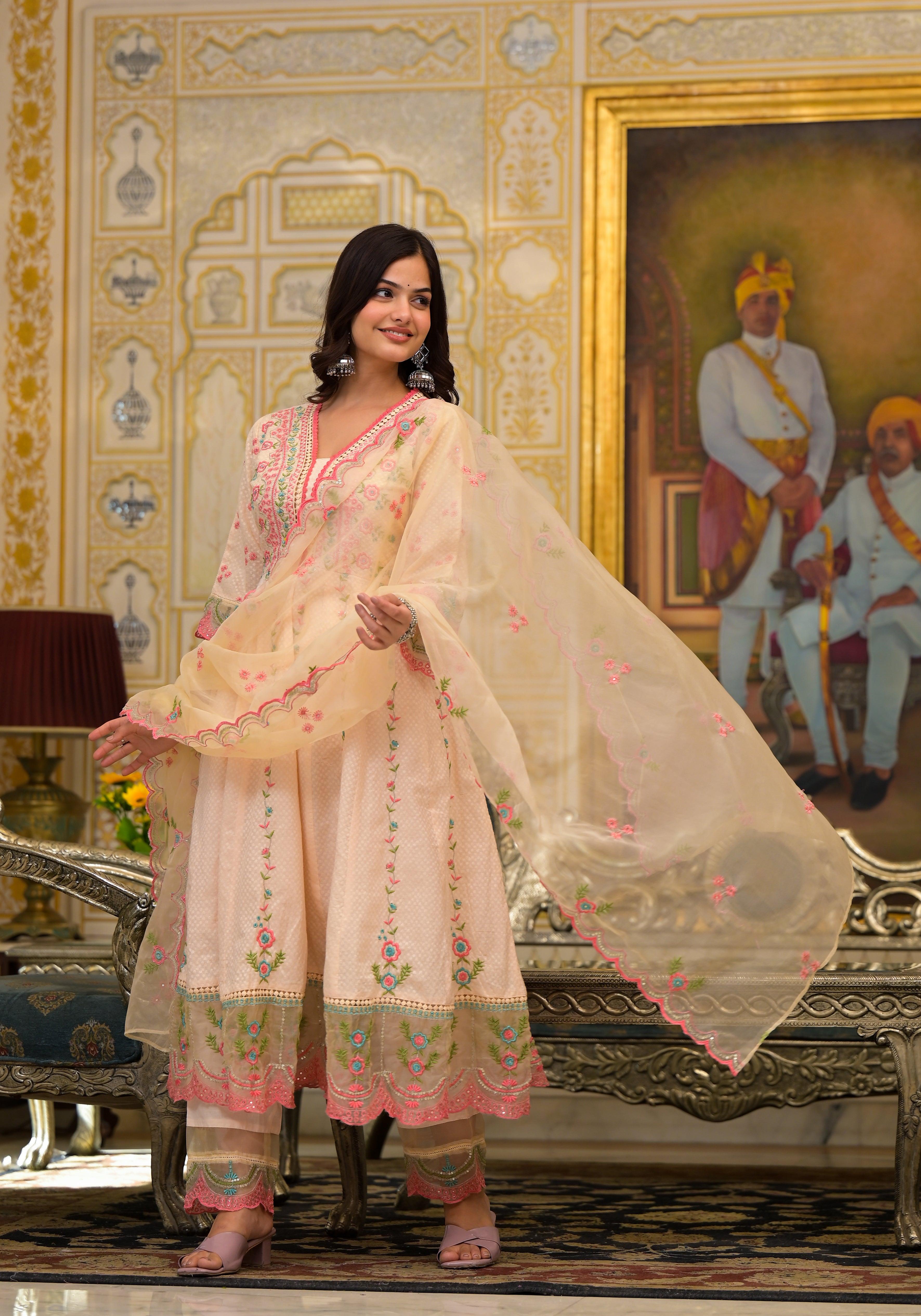 besutiful suit with organza dupatta